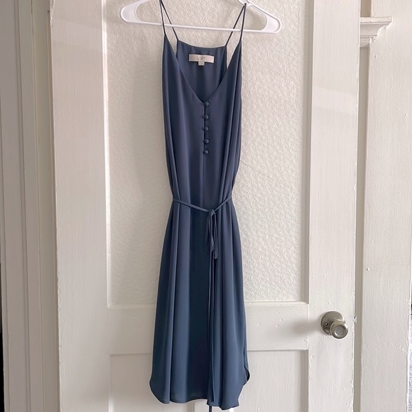 LOFT Dresses & Skirts - LOFT Tie Waist Midi Dress